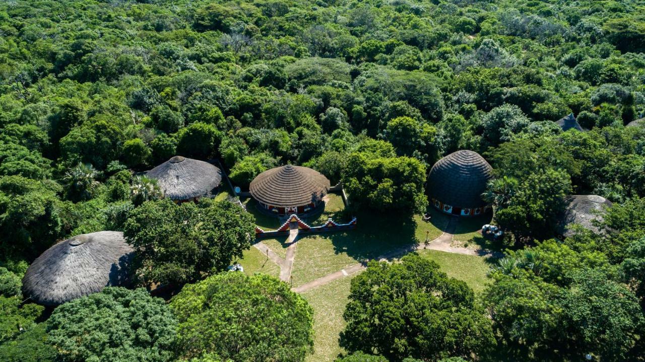 古德森杜马祖鲁小屋传统村落旅馆 赫卢赫卢韦 外观 照片