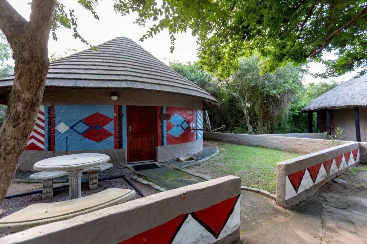 古德森杜马祖鲁小屋传统村落旅馆 赫卢赫卢韦 外观 照片